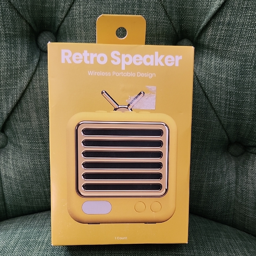 Retro Speaker Wireless Portable Design - Yellow